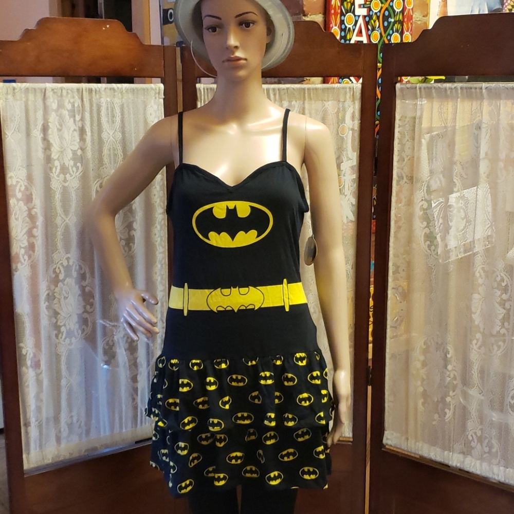 NWT Batman Dress Nightgown Junior Large